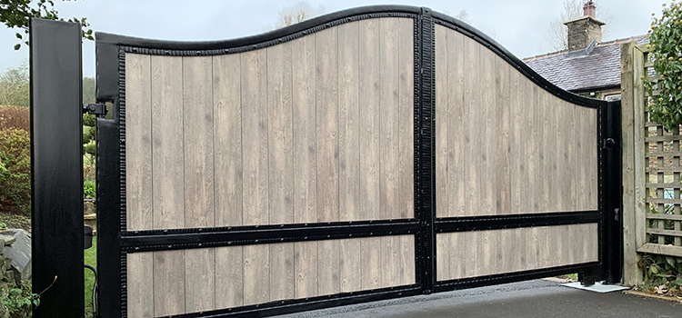 electric-swing-gate-repair Paramount